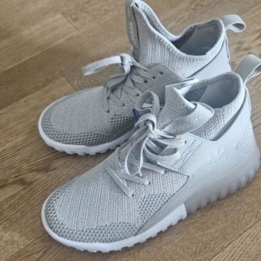 Adidas Tubular X PK J in der Grösse 37 1/3