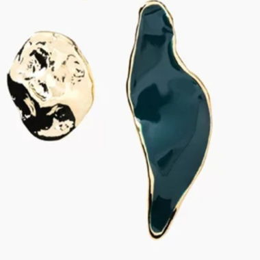 Gold-green Stud Earrings