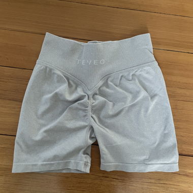 teveo shorts