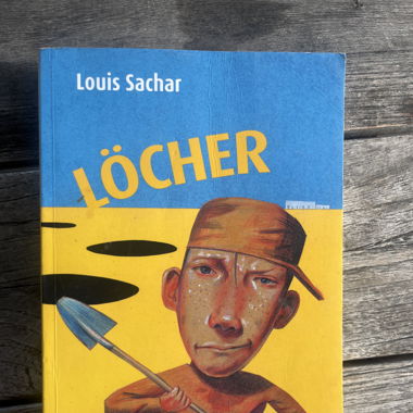 Löcher