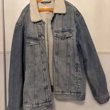 Jeansjacke mit Teddyfutter