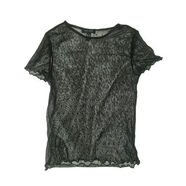 Top nero in pizzo a maniche corte