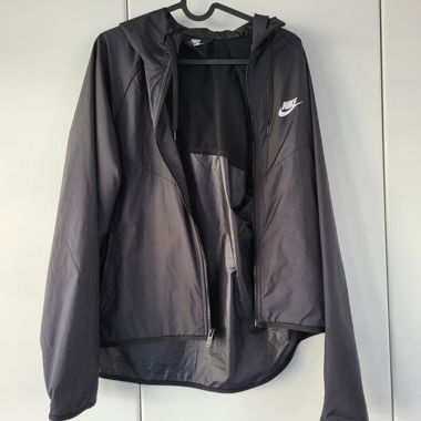 Nike Windbreaker Jacket M