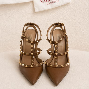 Valentino Garavani Pumps