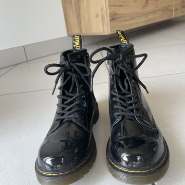 Dr. Martens 