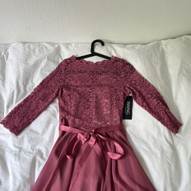 pink lace dress