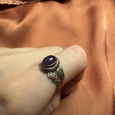 Silver ring with amethyst