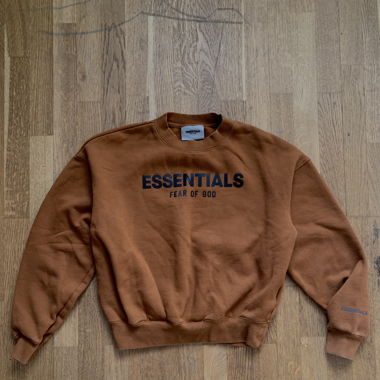 Essentials Sweatshirt
