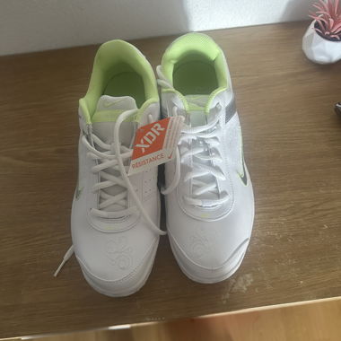 Nike tennis shoes taille 41