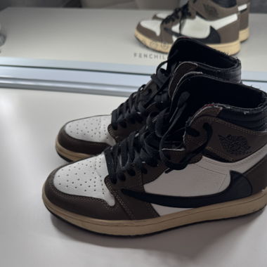 Nike Air Jordan 1  Travis Scott – Mocha – Größe 41