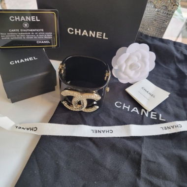 Bracelet Manchette Chanel CC