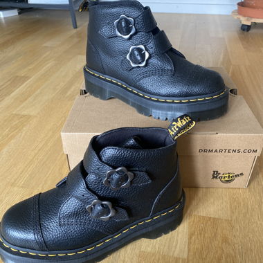 Stivaletti con plateau Dr. Martens NUOVI