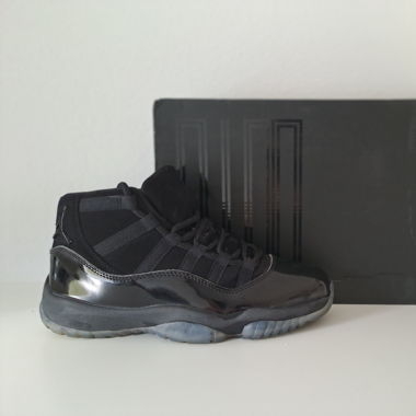 Jordan 11 black Cats