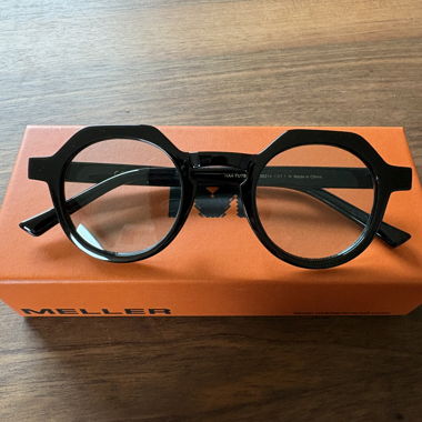 Occhiali MELLER con montatura nera