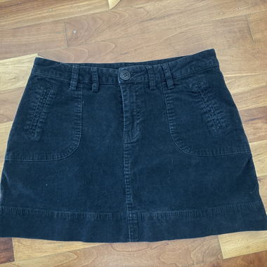black a-line skirt