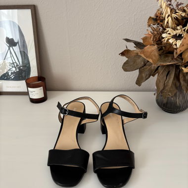 Black Sandals with Block Heel