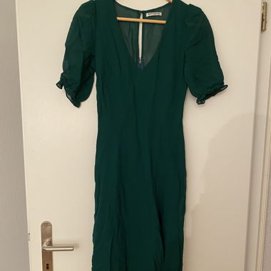 Leichtes Midikleid von Reformation