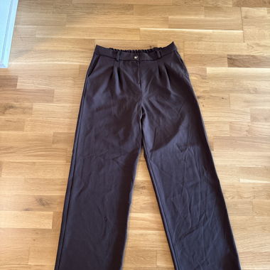 Braune leichte Stoff-/ Anzugshose