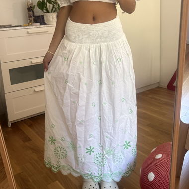 Maxi skirt (w/ crop top)