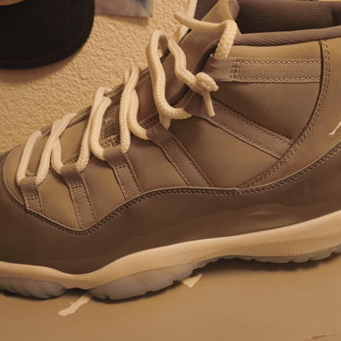 Air Jordan 11 Cool Gray