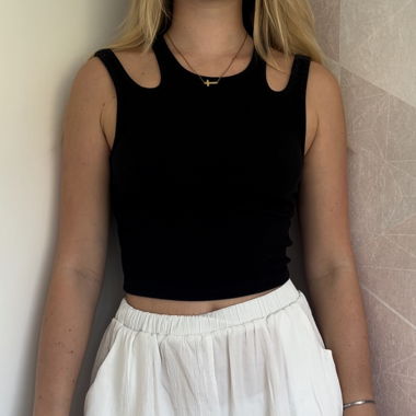 Top with cutouts black