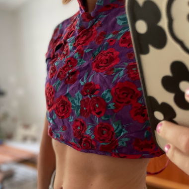 kurzes Shirt zum Schnüren