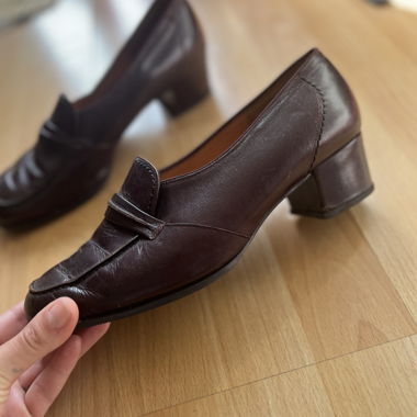 Loafer in pelle con tacco