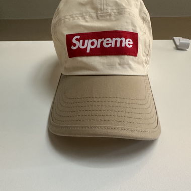 Casquette Supreme beige