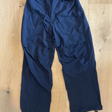 Pantaloni parachute neri