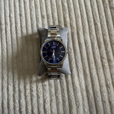 Orologio Casio in acciaio blu