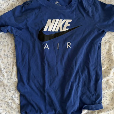 T-shirt Nike Air bleu