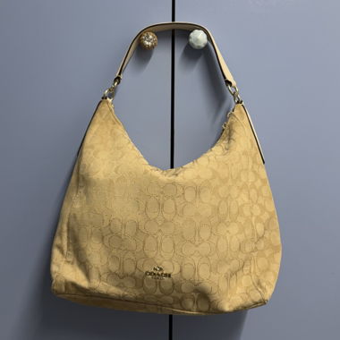 Coach Signature Celeste Convertible