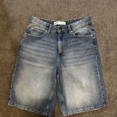 Bershka jorts size 38 (M)