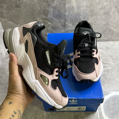 Kylie Jenner Falcon Adidas