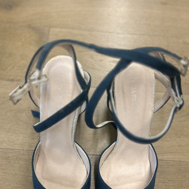 Schuhe (mit Absatz) zu verkaufen Grösse 38