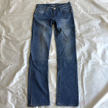 Low-rise rhinestone detailed jeans