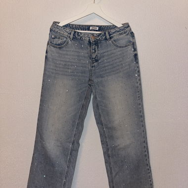 Jeans con strass