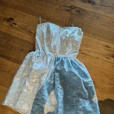 Kleid