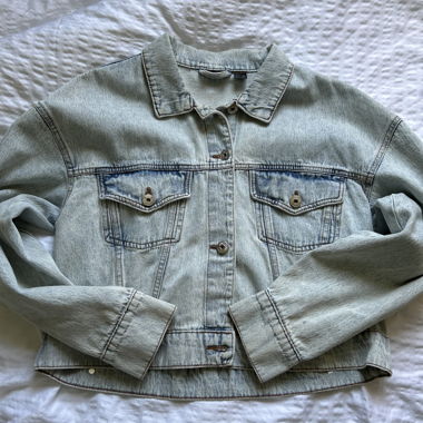 Giacca di jeans azzurro chiaro