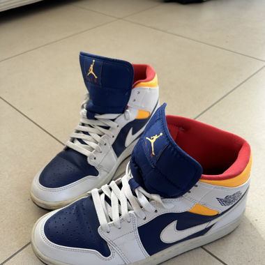 Nike Jordan 1 Mid Königsblau, Laser Orange