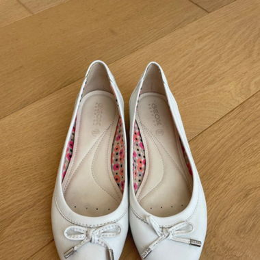 Ballerines blanches Geox taille 36