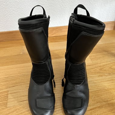 Women's motorcycle boots