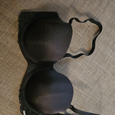 Schwarzer BH
