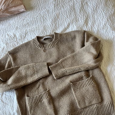 Brown pullover