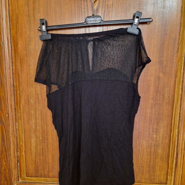 Top nero in maglia