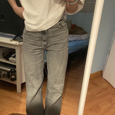 Zara Jeans