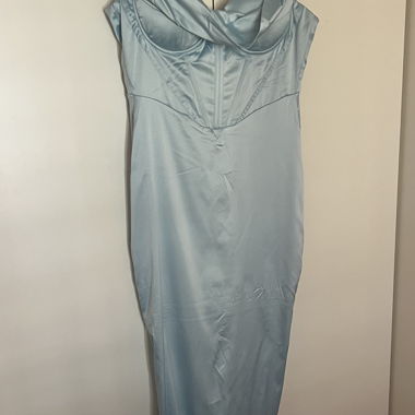 Abito in raso blu