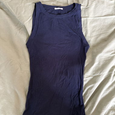 Rippstrick-Top in Marineblau