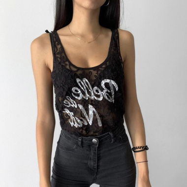Schwarzes Top