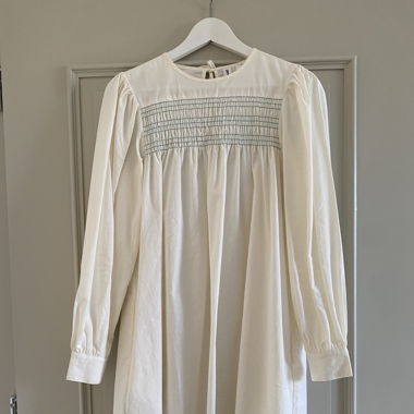 Résumé Kleid